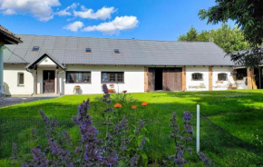 Beautiful Apartment In Huta Gorna With Wifi